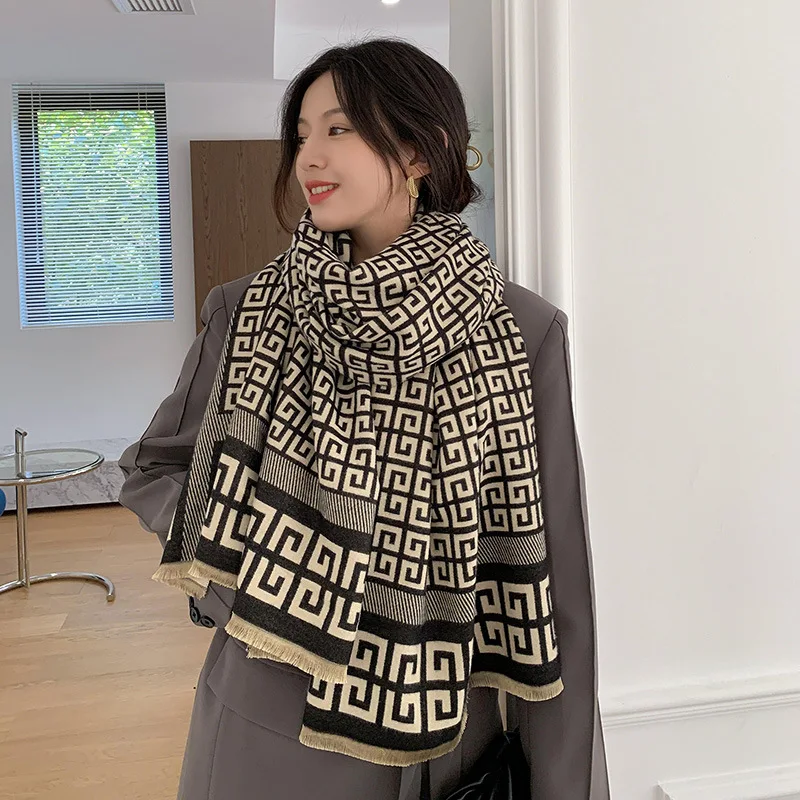 

Кашемировый шарф для женщин, роскошный бренд, помпон, бандана, шаль, Пашмина, зимний женский платок, брендовая плотная шаль с принтом