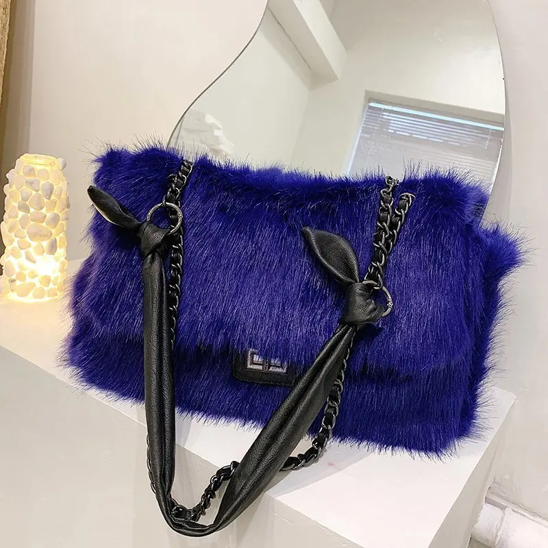 

Autumn and Winter Shoulder Bag Large Capacity Wild Net Red Plush Tote Bag 2020 New Lady Shoulder Bag Messenger Bag Chain Bag
