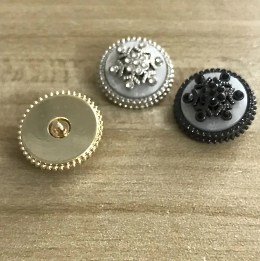 2019 г. пуговицы Стразы со снежинками и стразами для роскошного Кашемирового