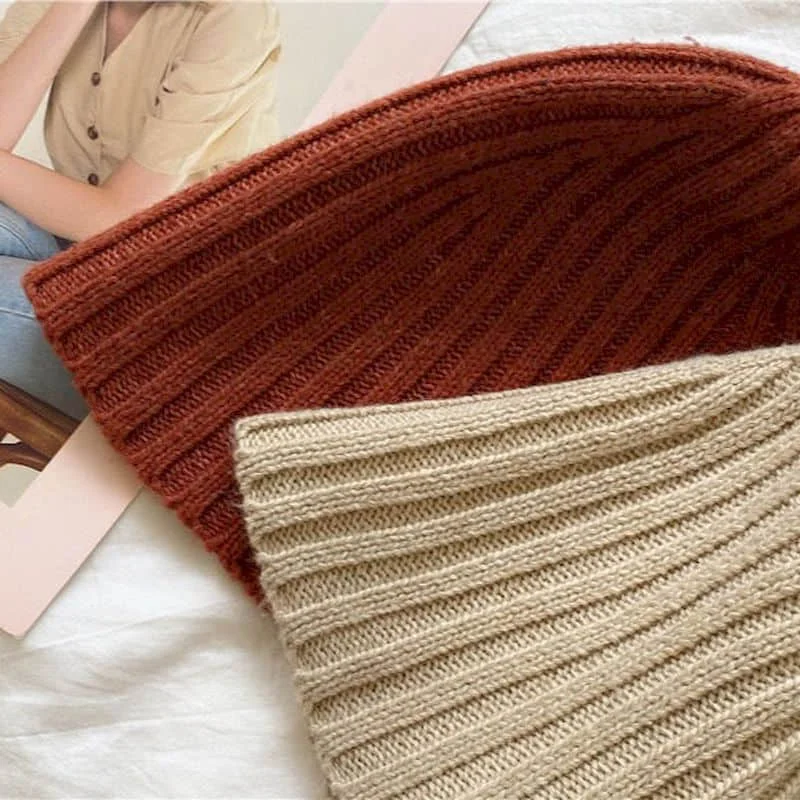Japanese niche knitting bucket hat female solid color casual wild fisherman hat Korean version of the tide autumn woolen hat