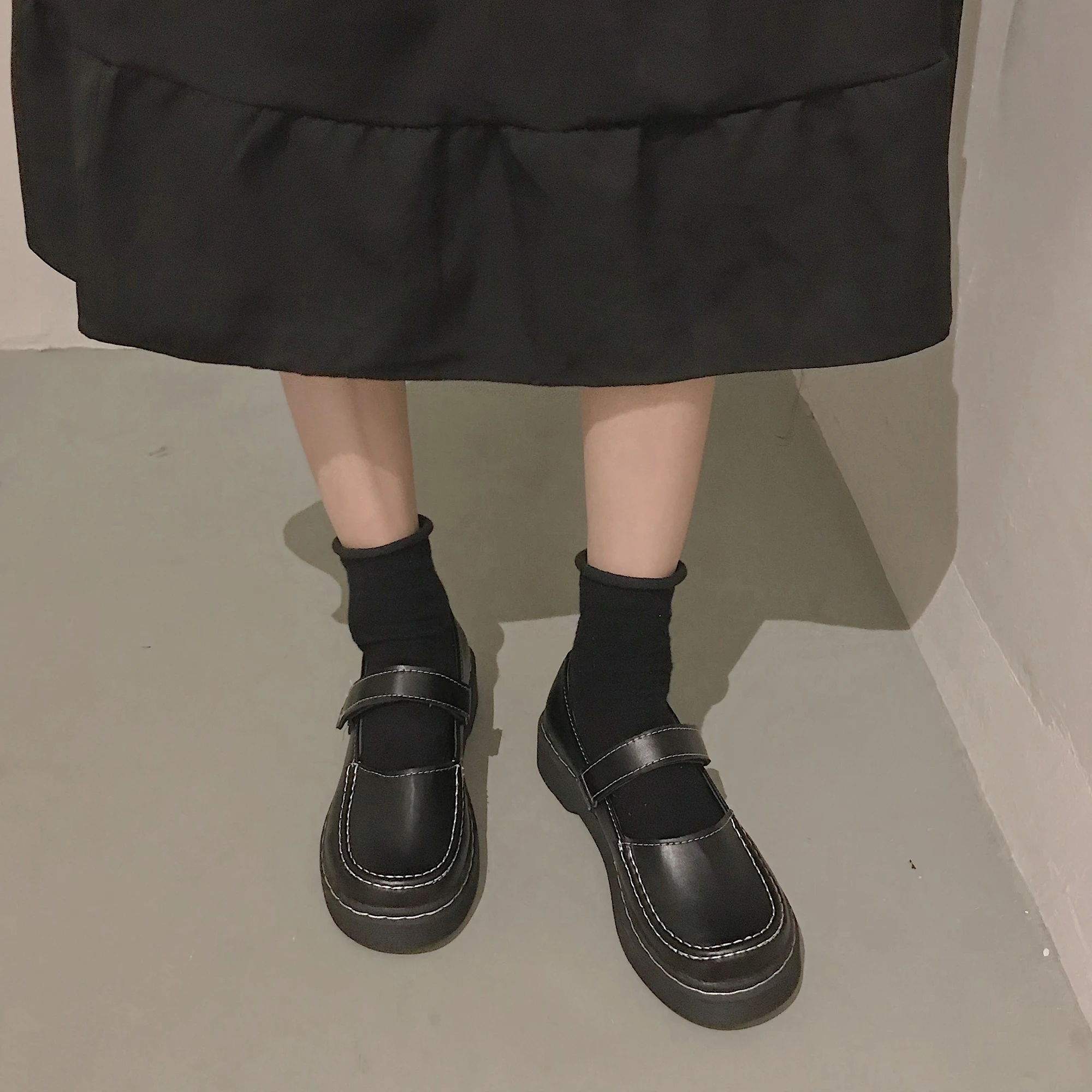 Женские маленькие туфли в Корейском стиле черные на плоской подошве ретро