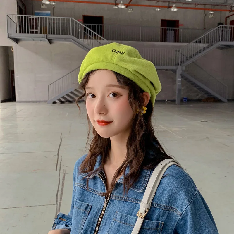 Берет с вышивкой шапки для девочек винтажный зимний осенний берет Женский