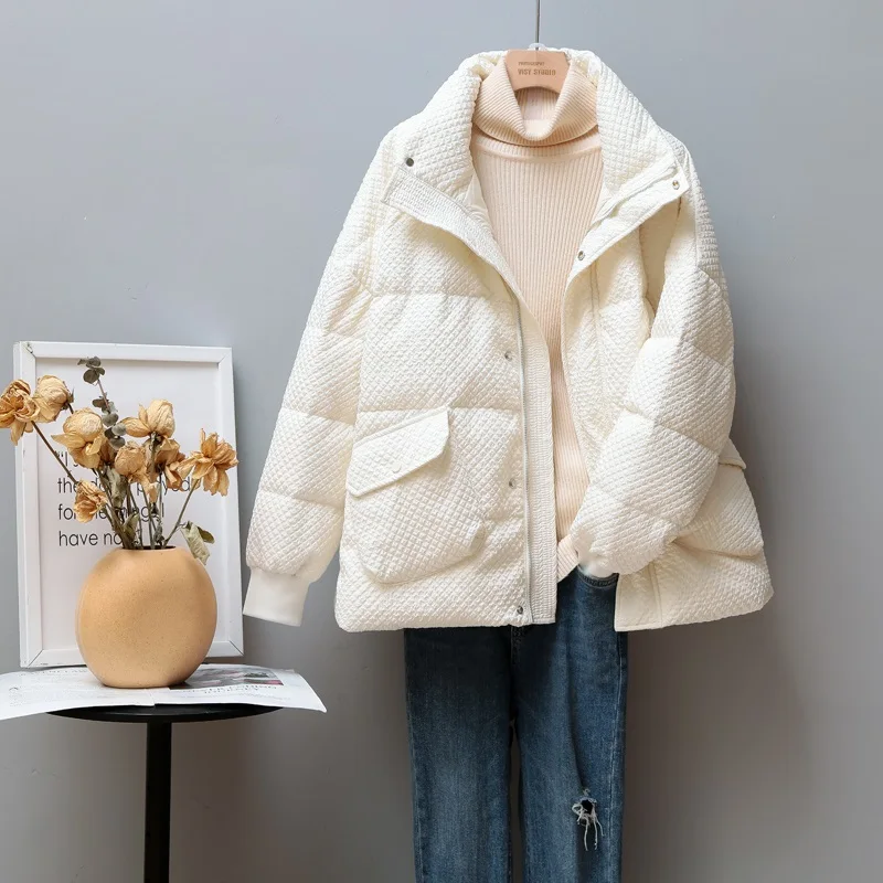 

Women 2021 Winter New Korean Loose Down Jackets Female Short Stand Collar Overcoats Ladies Large Size White Duck Down Coats Q507