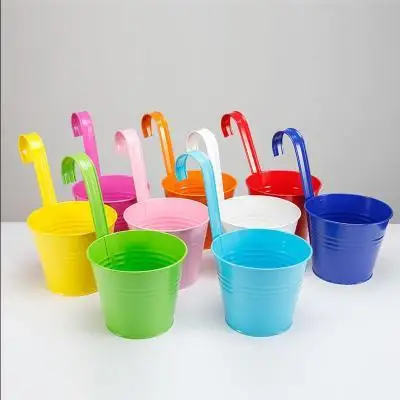 Горшок для растений ярких цветов Съемная жестяной вазон подвесные корзины