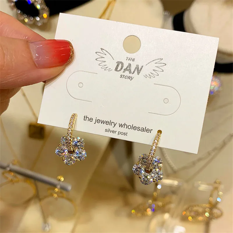 

Crystal Female White Crystal Stone Earrings Yellow Gold Color Zircon Stud Earrings Cute Bridal Flower Wedding Earrings For Women