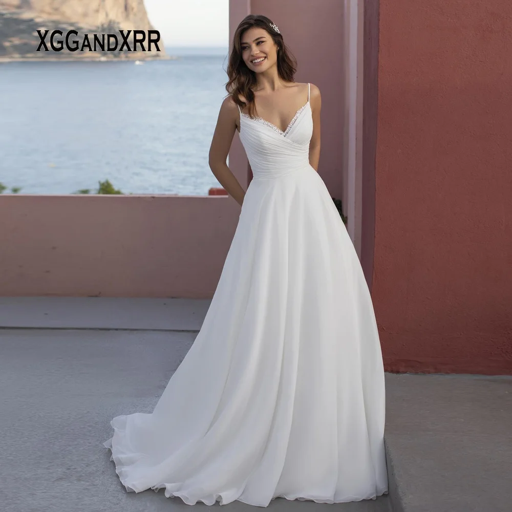 

Красивое свадебное платье 2022 шифоновое платье А-силуэта белое свадебное платье с V-образным вырезом на тонких бретельках со складками со шл...