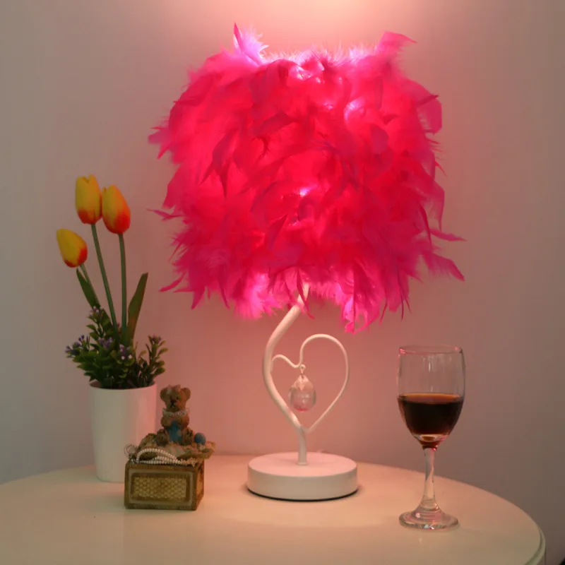 Прикроватная настольная лампа для чтения в форме сердца хрустальная с перьями