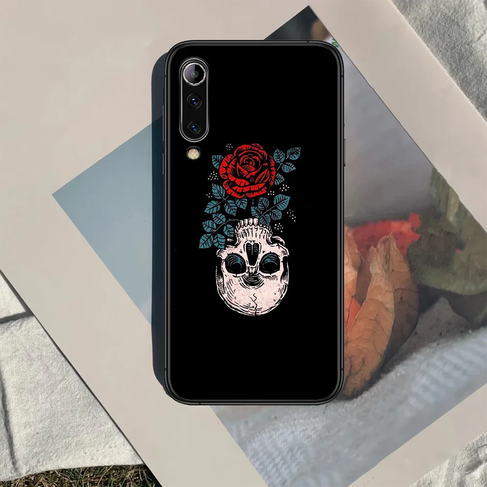 

Skull and roses Phone case For Xiaomi Mi note 10 A3 9 MAX 3 A2 8 9 Lite Pro ultra black Hoesjes Silicone Bumper Painting Etui