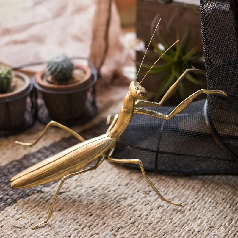 

Home Room Decoration Accessories Giant Insect Resin Crafts Bee Mantis Ant Art Golden Neoclassical Sculpture Ornament Statue Gift