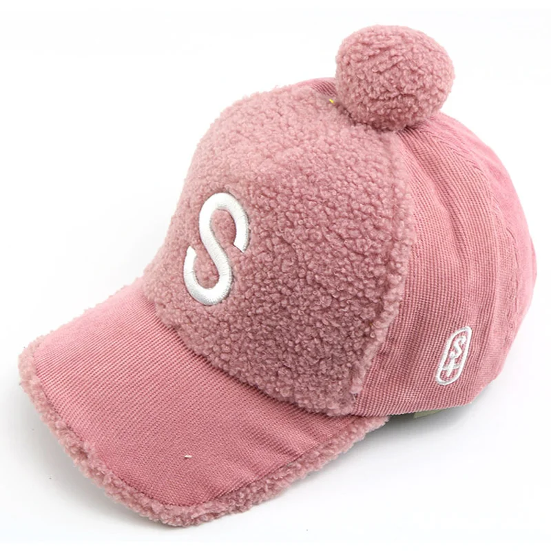 pink S Детский головной убор для игры в бейсбол, шапки для мальчиков и девочек с буквенным принтом ABC, милая Вельветовая Кепка с помпоном для новорожденных, осенне-зимние шапки для детей 3-8 лет - Цвет: pink S