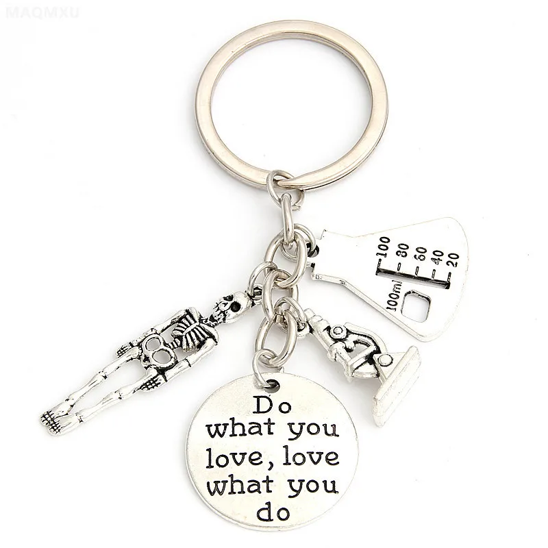 

Медицинский брелок "Скелет"