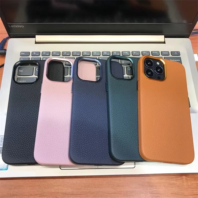 

Чехол подходит для телефона с беспроводной зарядкой для iPhone 13 Pro Max, чехол из 100% натуральной кожи с металлическими кнопками и кольцом для кам...