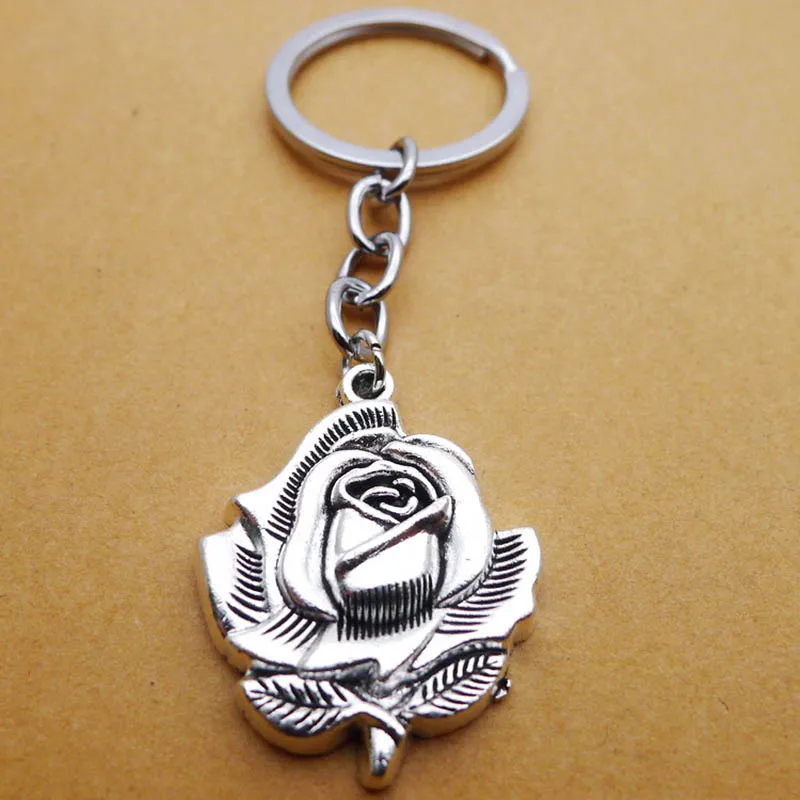 

Personality Creative Keychain Waist Bag Pendant Peach Heart Rose Alloy Keychain Car Gift Pendant Keychain