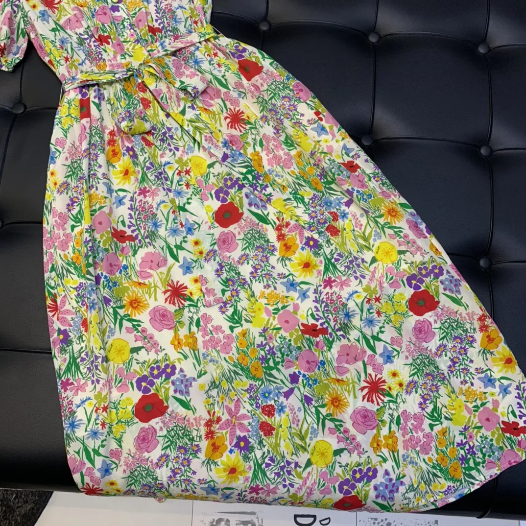 

2021 new women fashion bubble short-sleeved stand-up collar waist tie elastic waist printed silk dress 0506