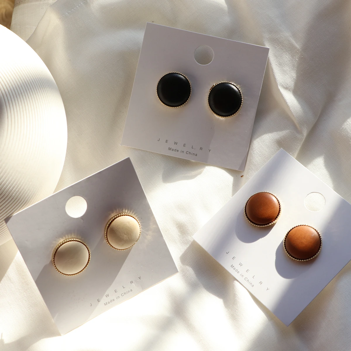 Женские металлические серьги-гвоздики AOMU в стиле ретро геометрический дизайн