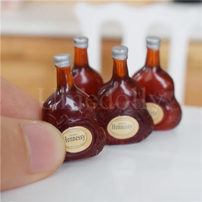 4pcs wine bottle Классический 1/12 кукольный домик миниатюрные бутылки для виски вина ролевые игры Дом Кухня Еда для куклы напиток аксессуары - Цвет: 4pcs wine bottle