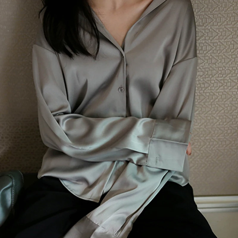 

New 2020 Spring Vintage Women Blouses Turn-down Collar Office Lady Solid Tops Single-breasted Loose White Shirts Female Workwear