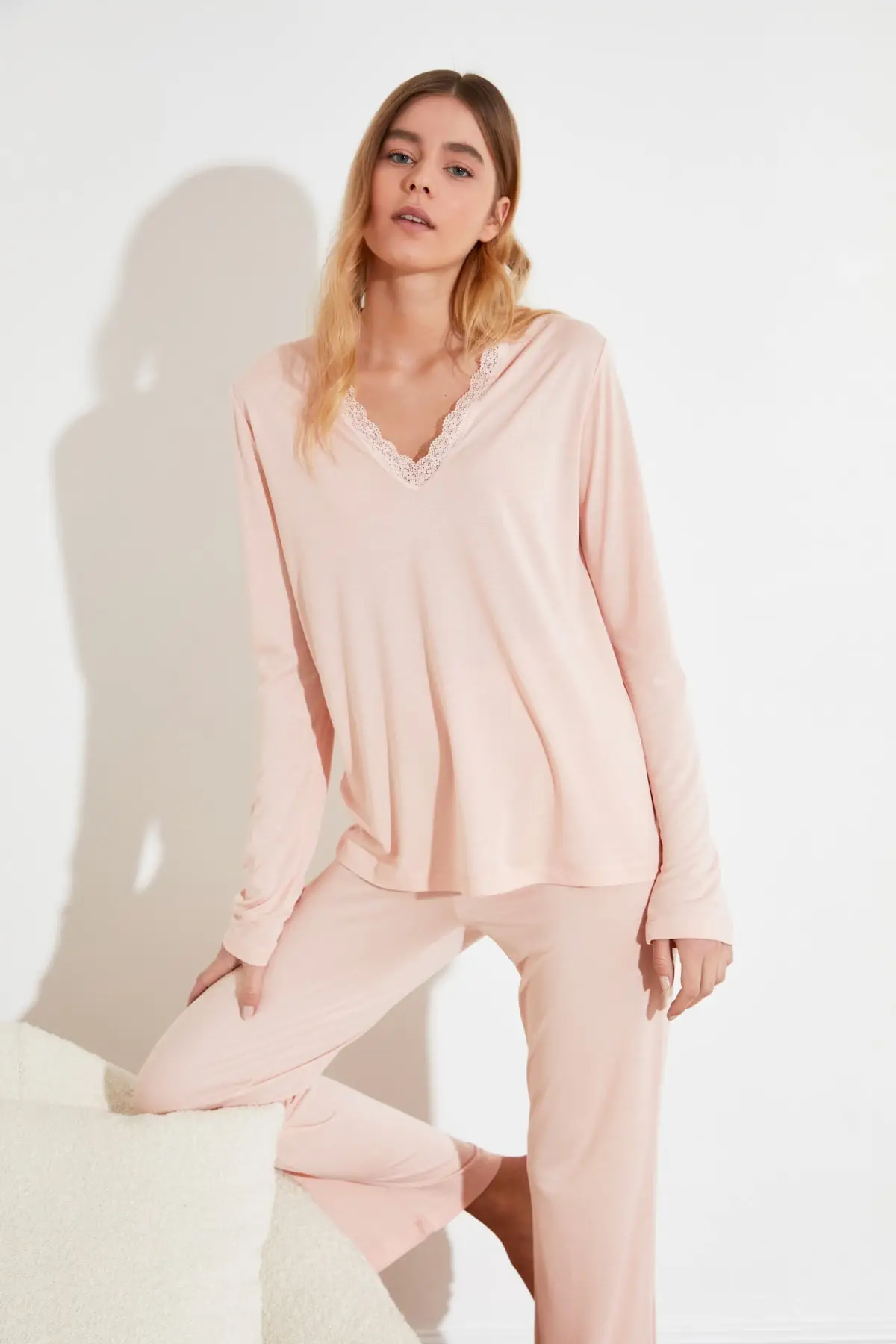 

Trendyol Knitted Pajamas Set THMSS21PT0103