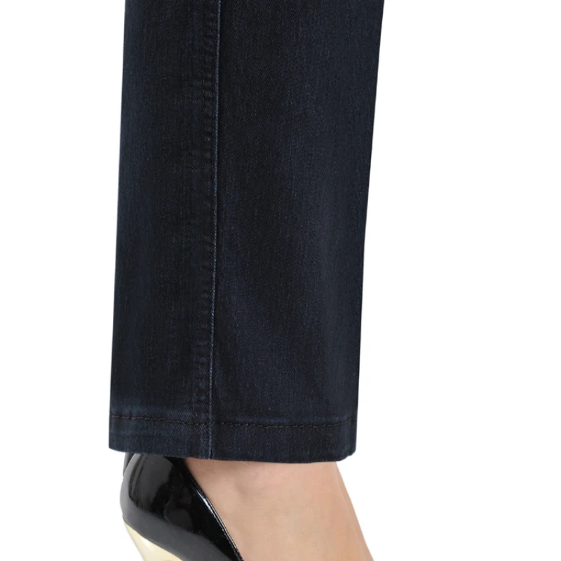 

Plus Size 4XL 5XL Casual Pants Women Summer Elastic Waist Mom Jeans Middle Aged Female High Waist Straight Denim Trousers