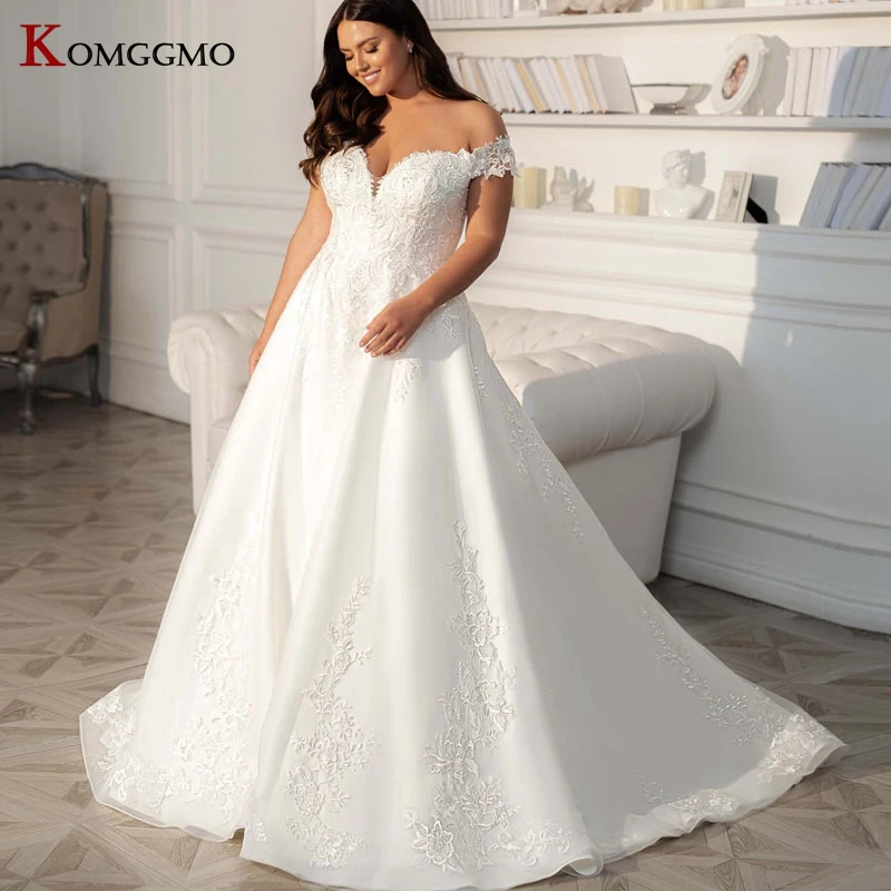 

Custom Made Sweetheart Neck Embroidery Appliques Tulle Chapel Train Bridal Ball Gown Luxury Off the Shoulder Wedding Dress