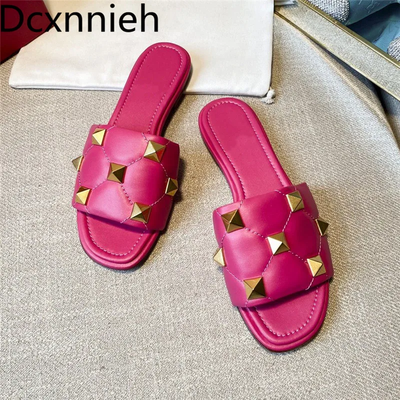 

2021 Blue Studded Women Flat Slippers Summer Rhombus Leather Slides Candy Color Beach Mules Designer Women Sandals Women mujer