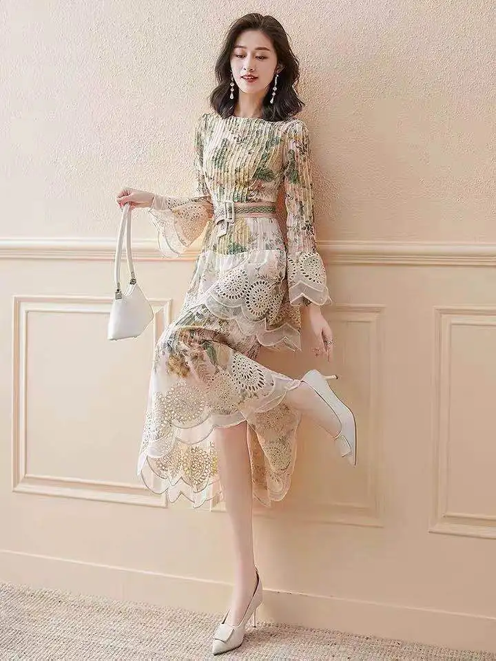 

2021 New Luxury Designer Ladies Pink Sandal with Round Head 7.5cm Root Light Mouth Metal Decoration Candy Color Heels