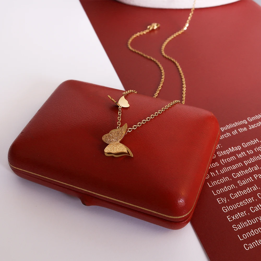 

2021 New Stainless Steel Jewelry Little bButterfly Necklace Frosted Butterfly Lady Fashion Clavicle Chain BSP045