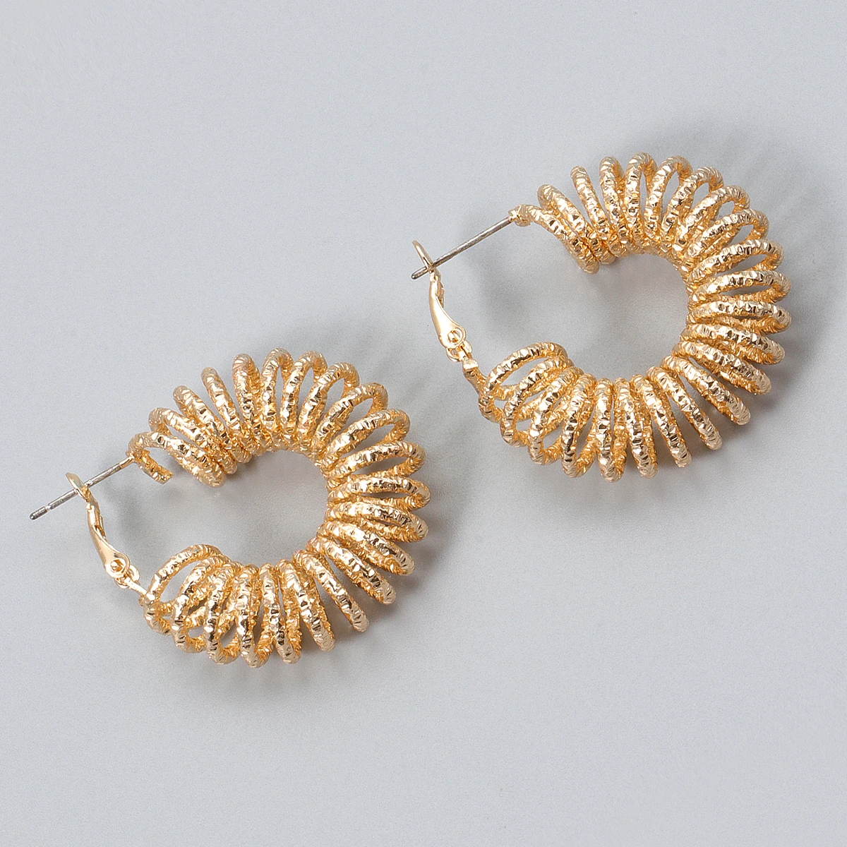 

2021 Gold Telephone Wire Women Hoop Earrings High Quality Cz Bar Skinny Earrings Party Classic Charming Women Engagement&Party