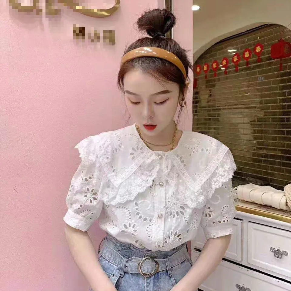 

Lace Embroidery Blouse Women French Hollow Out Peter Pan Collar Blusa Shirts Summer 2021 Elegant Short Sleeve Female Top