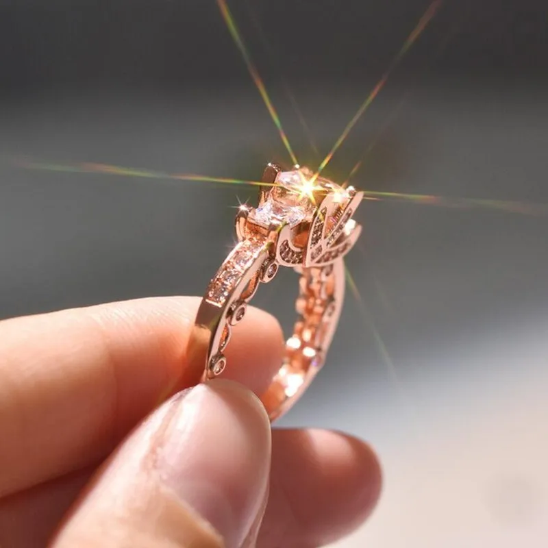 Кольцо из серебра 91% пробы с фианитом 925 | Украшения и аксессуары