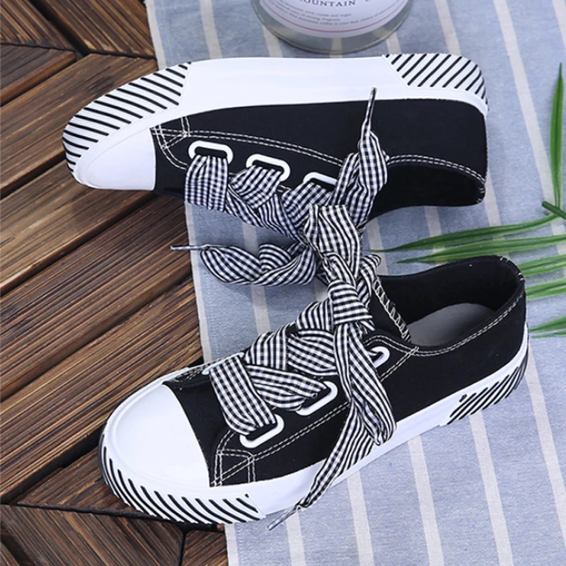 

Women Canvas Shoes White Sneakers 2020 Fashion Lace-up Women Vulcanize Shoes For Students Non-slip Women Shoes Zapatillas Mujer