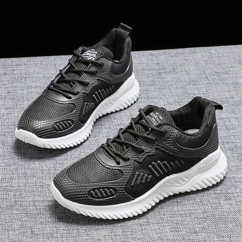 Кроссовки женские на массивной платформе модная повседневная обувь из кожи