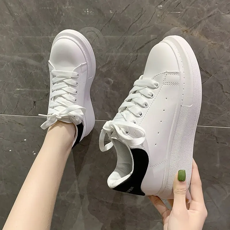 

Leather Platform Sneakers Women Vulcanize Shoes Casual White Sneaker Shoes Ladies Flats Lace-up Walking Trainers Zapatos Mujer