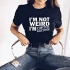 Женская футболка с коротким рукавом и принтом Я не странно
