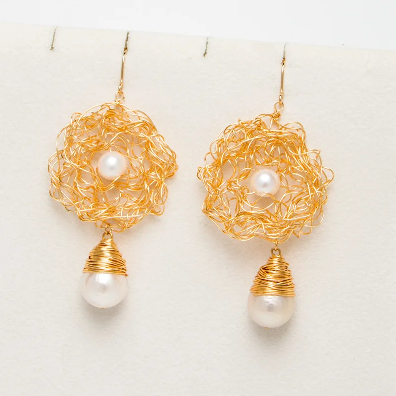 

MADALENA SARARA Freshwater Pearl Wire Cross Flower Style Earrings Button Shape Pearl Handmade MD-HD0096