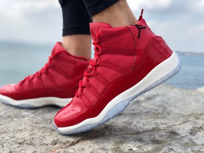 Jordan 11 Ретро Красный