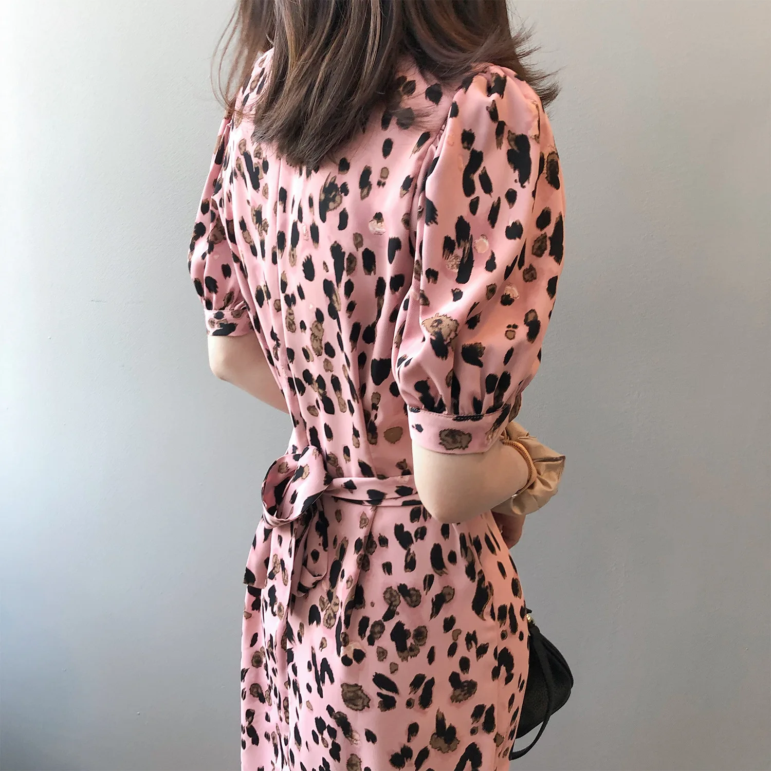 Fashionable Pink Leopard Grain Long Dresses Female Summer French Slim Waist Sexy Dress Elegant Puff Sleeve Chiffon Printed | Женская