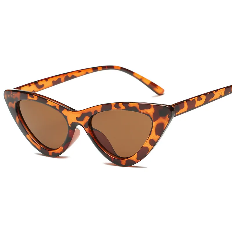 

Cat S Eye Zonnebril Sexy Leuke Dame Sunglases Rood En Zwart Sunglass Spiegel Frame Kwik Lens Transparante Kleur