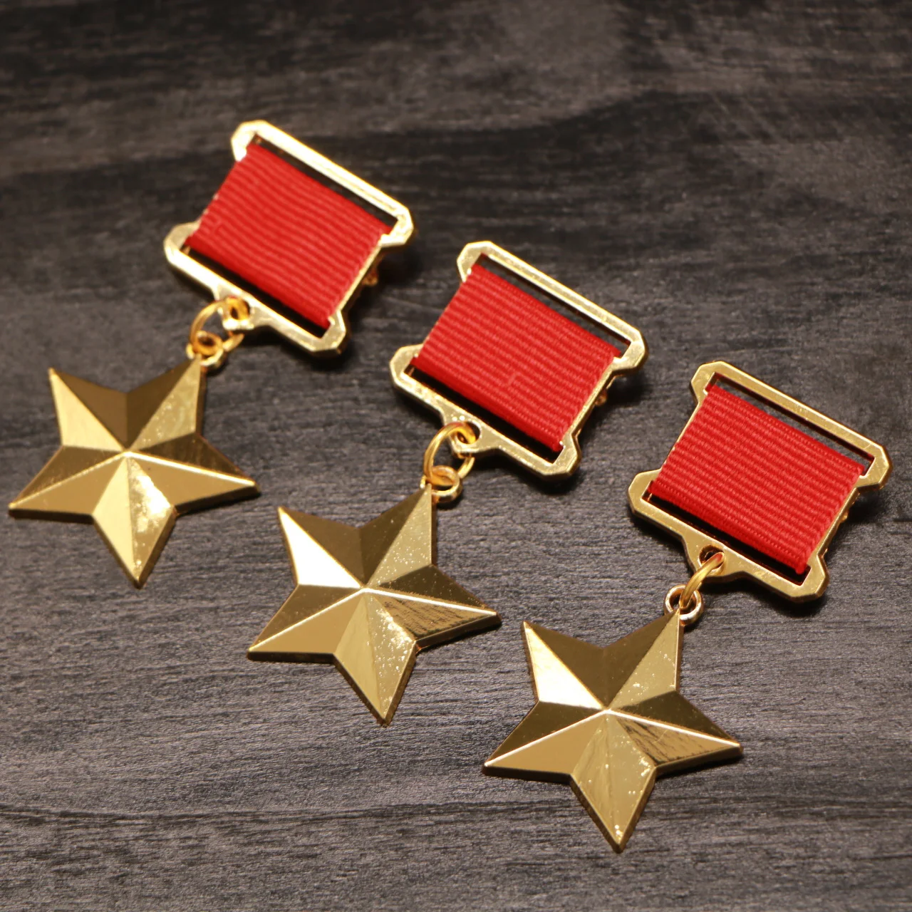 Gold-plated Stalin Gold Star Medal Russian World War II USSR Soviet Five-star of Labor with Pins CCCP Badge | Дом и сад