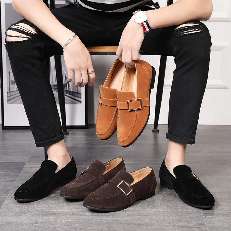 

New Suede Men Loafers Metal Buckle Design Elegant Slip on Man Dress Shoe Vintage Retro Wedding Men's Footwear Casual Flats