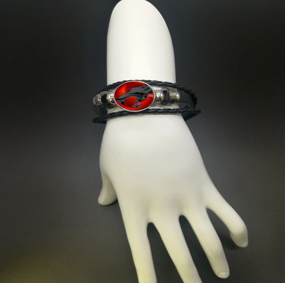 

2019 New Fashion Pop Red Eyed Wolf Rope Leather Braided Bracelet Charm Bracelet