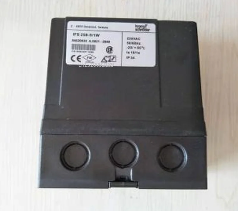 

Free shipping for IFS258-5/1W Kromschroder Control Box for Automatic Burner Controller Compatible New