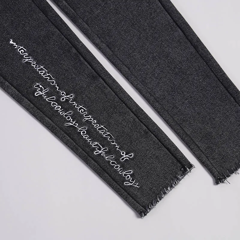 Женские бархатные брюки-карандаш с вышивкой и надписью размеры XL | Женская одежда