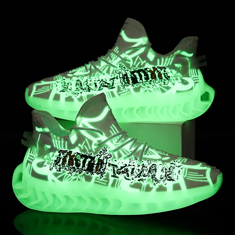 

Кроссовки мужские летающие легкие, плетеные светящиеся кеды из кокосовой ткани, удобная обувь, модель 2021