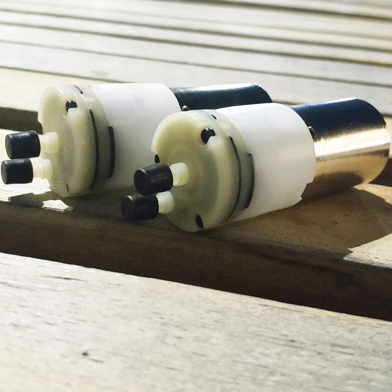 DC 12V 700 мл/м потока низкая Шум мотор мини водяной насос для питьевой фонтан |