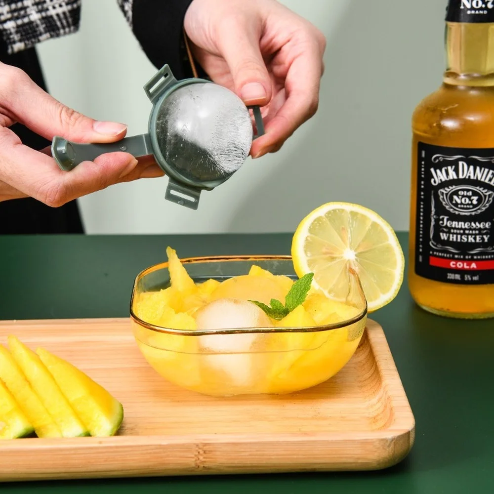 

Moulds Tools Ice Ball Molds Kitchen DIY Home Bar Party Cocktail Whiskey Use Sphere Round Ice Cube Makers Ice Cream