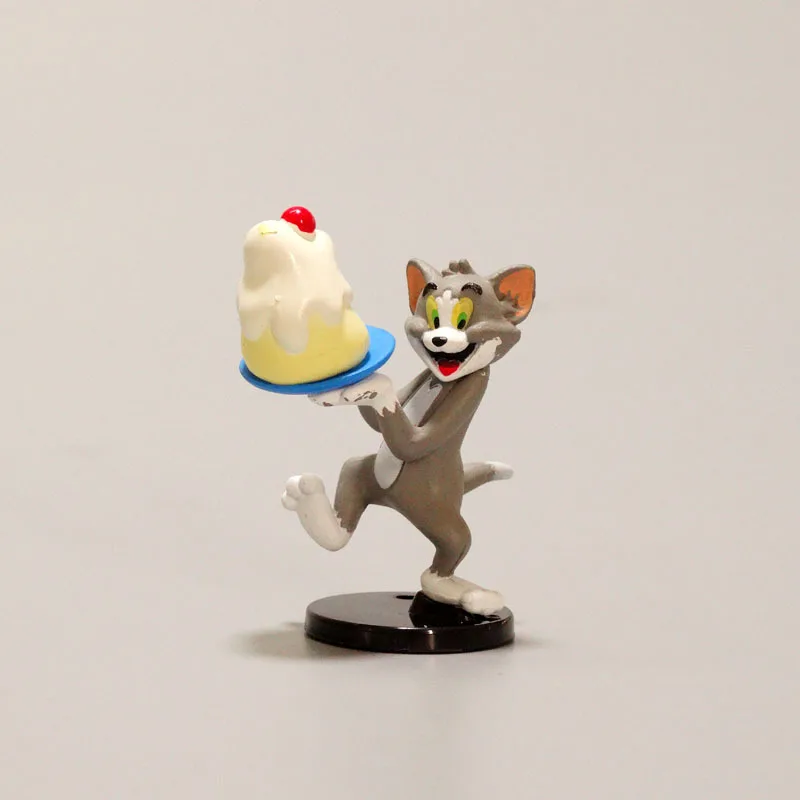 Фигурки героев мультфильмов сливочный пончик Кот и мышь Коллекционная модель