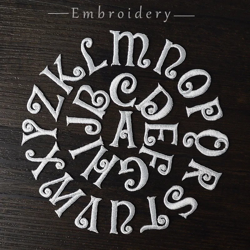 Изысканные 26 Английских Букв патчи в виде торта розы аппликация для утюга одежды