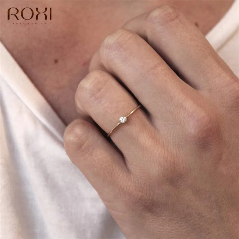 Женское кольцо из серебра 925 пробы с фианитом | Украшения и аксессуары