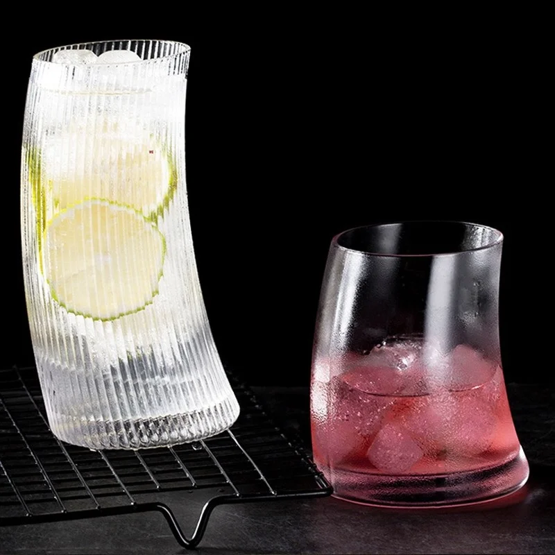 

Fashion Glass Cup Crescent Cup Wine Glass Cup Cocktail Cup Beer Cold Drink Juice Cup Ousehold Restaurant Bar Drinkware